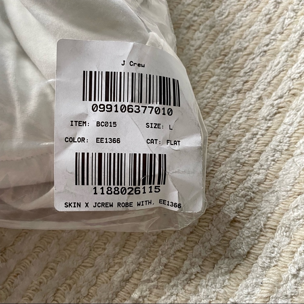 NWT Skin x J. Crew quilted robe - Picture 15 of 16